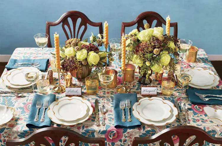 Host the Perfect Thanksgiving Dinner: Creative Table Decor in Brunswick